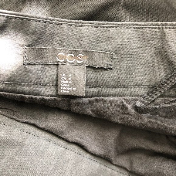 COS Pleated Wide Leg Cropped Culottes - Picture 6 of 8